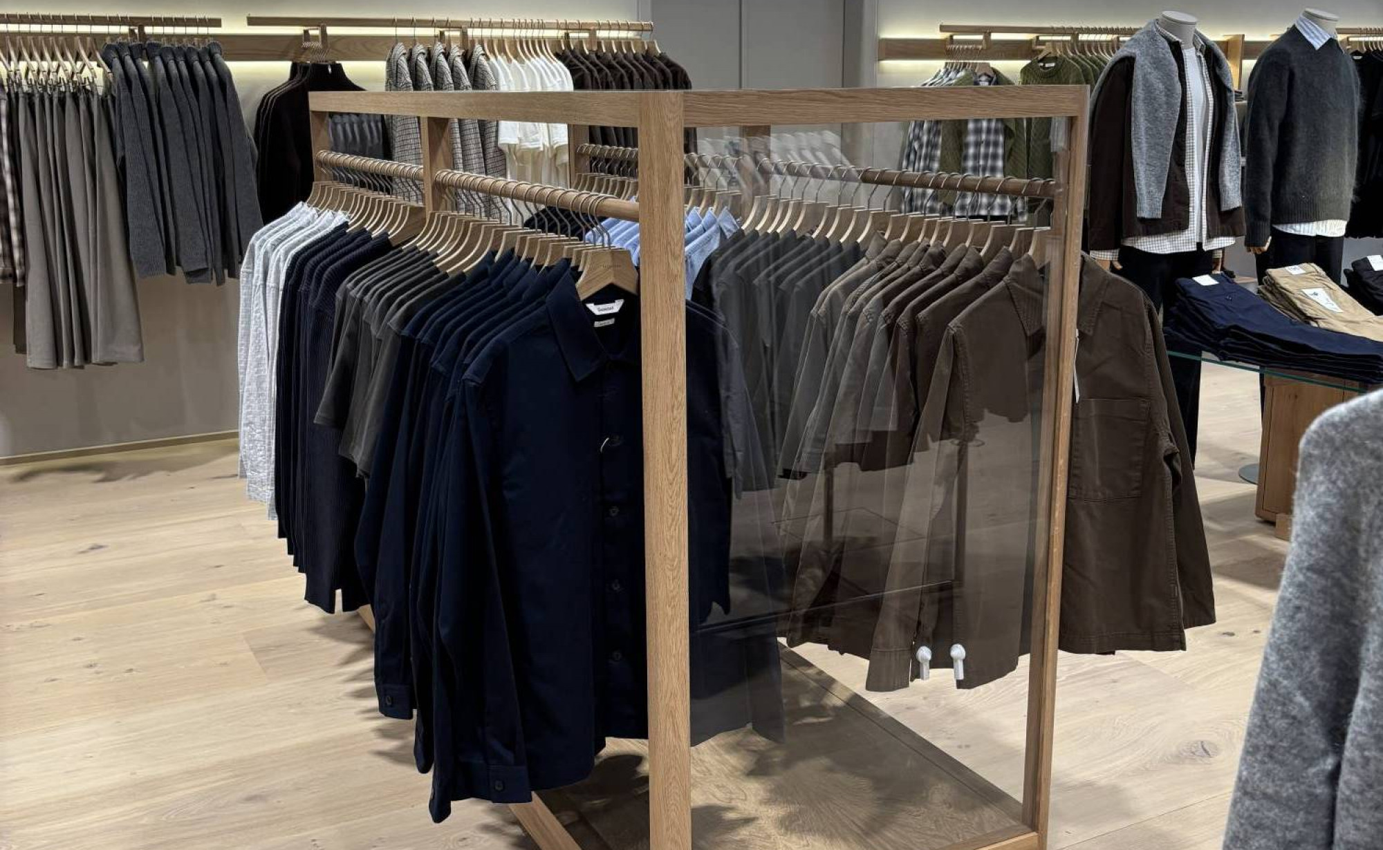 Customised hangers and mannequins for BESTSELLER's new flagship