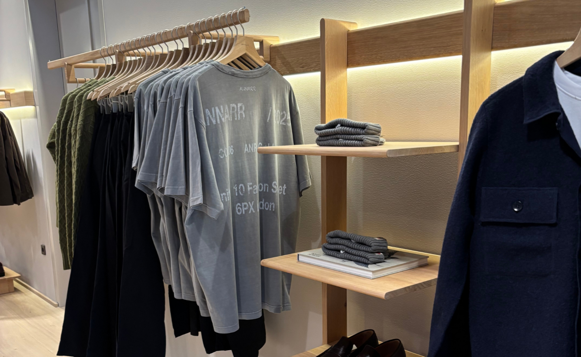 Customised hangers and mannequins for BESTSELLER's new flagship