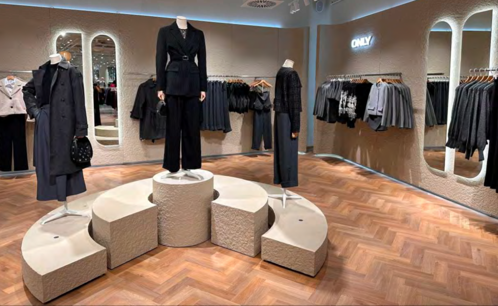 ONLY STORES opens 2,000 m² Flagship with STUDIO 9 as partner