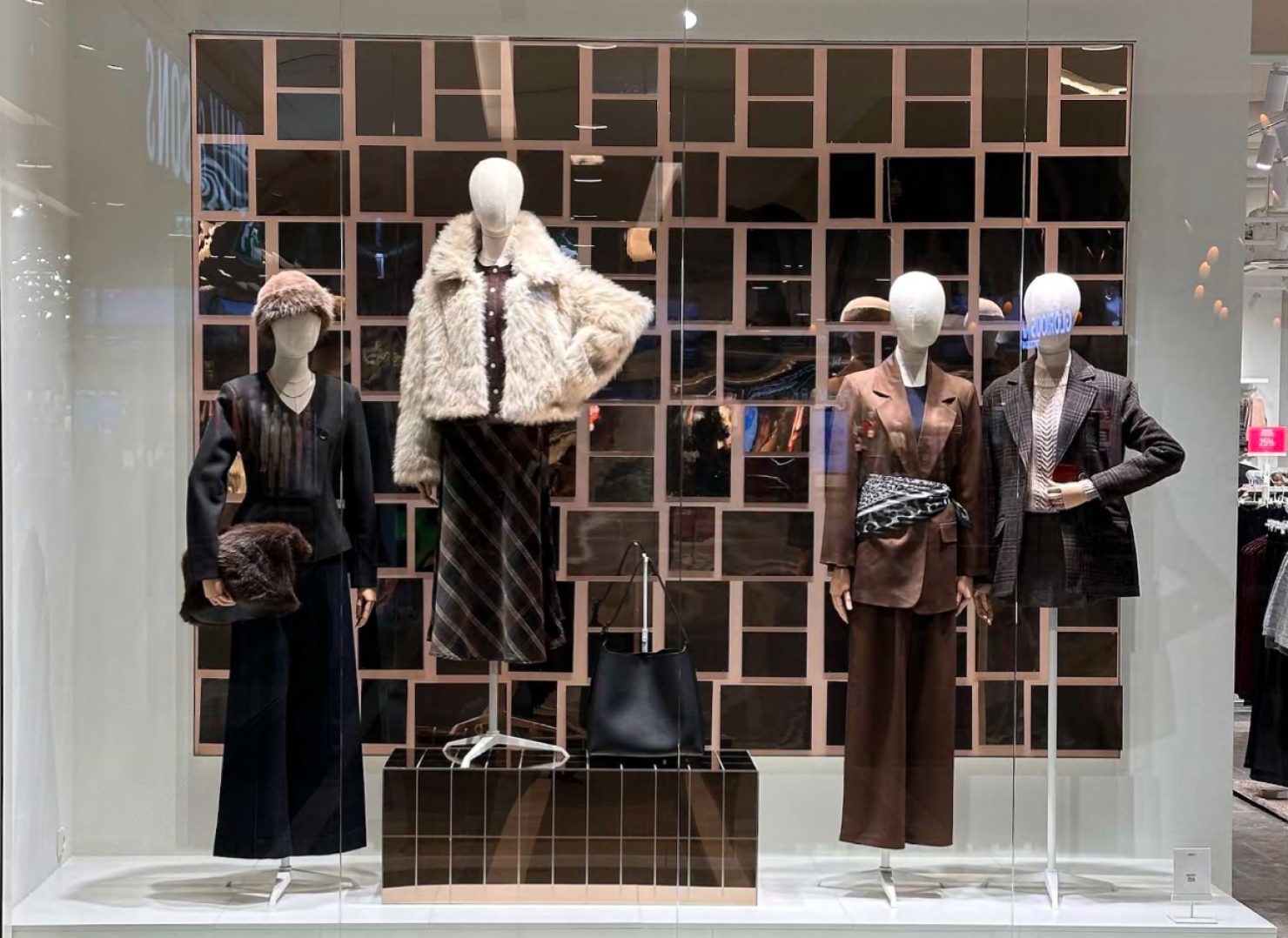ONLY STORES opens 2,000 m² Flagship with STUDIO 9 as partner