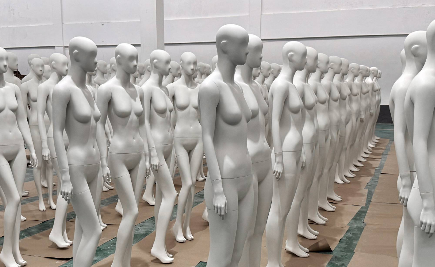 SOURCING & PROCUREMENT: OPERATE WITH GLOBAL REACH